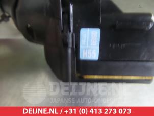 Toyota Verso Ruitenwis Schakelaar O310519 foto 2