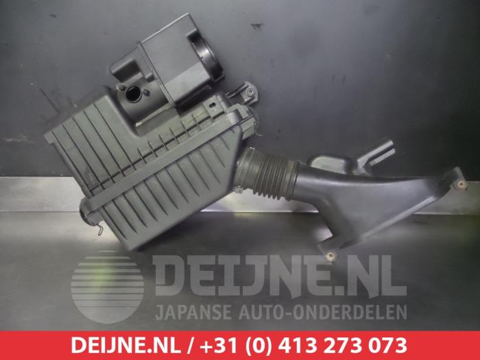 Gebruikte Luchtfilterhuis Lexus RX (U3) 400h V6 24V VVT-i 4x4 Prijs € 50,00 Margeregeling aangeboden door V.Deijne Jap.Auto-onderdelen BV