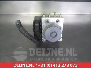 Toyota Aygo ABS pump O338539 photo 2