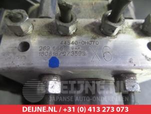 Toyota Aygo ABS pump O338539 photo 3