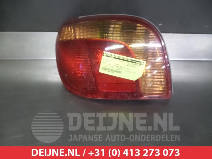 Toyota Yaris Achterlicht links O298538