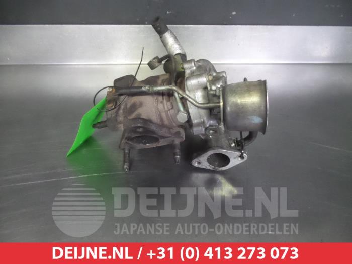 Nissan Almera Tino Turbo O365732