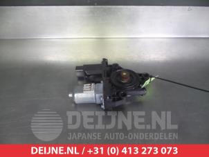 Kia Carens Door window motor O292120 photo 2