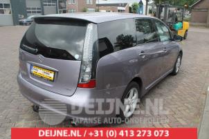 Mitsubishi Grandis Front door 4-door, right O273492 photo 2