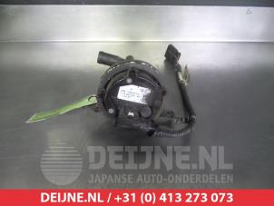 Chevrolet Volt Water pump O347922 photo 2