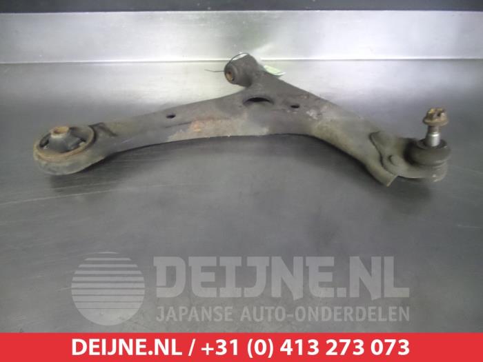 Toyota Corolla Draagarm onder rechts-voor O382762