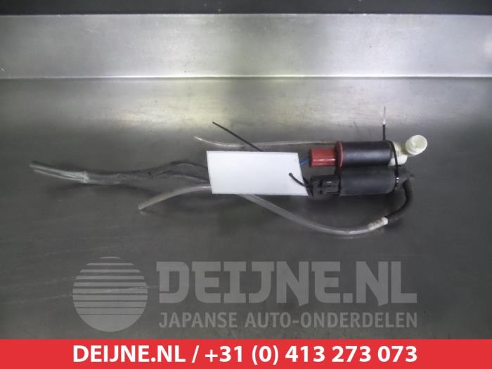 Toyota Corolla Ruitensproeierpomp voor O340970