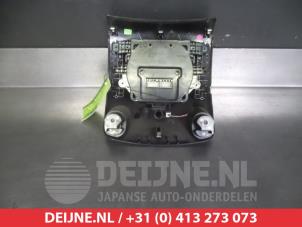 Nissan Cube Heater control panel O305688 photo 2