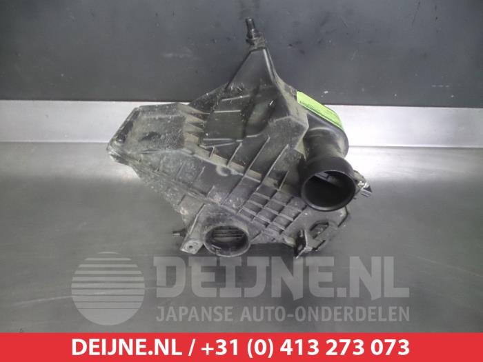 Nissan Cube Luftfiltergehäuse O356924