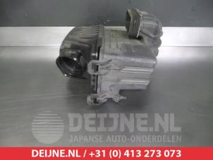 Gebruikte Luchtfilterhuis Hyundai iX35 (LM) Prijs € 50,00 Margeregeling aangeboden door V.Deijne Jap.Auto-onderdelen BV