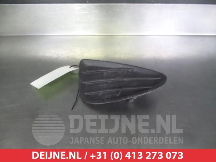 Toyota Yaris Bumper Rooster O264693
