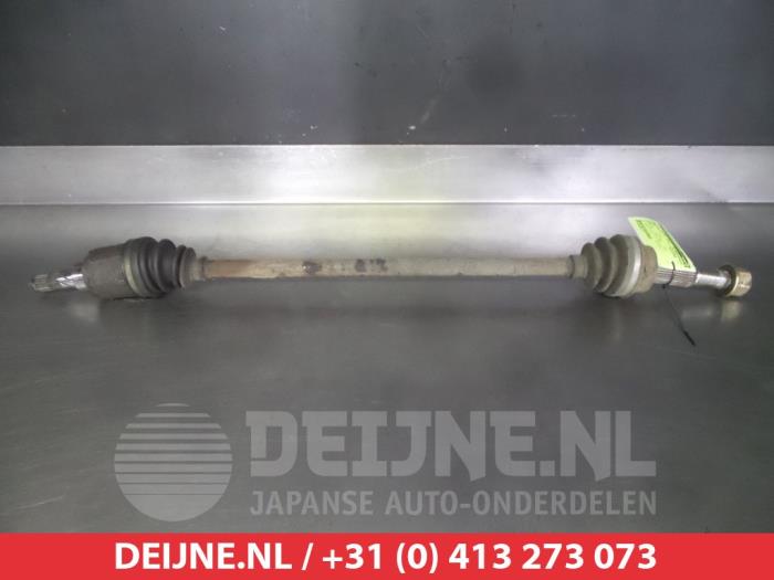Gebruikte Aandrijfas links-achter Nissan Murano (Z50) 3.5 V6 24V 4x4 Prijs € 60,00 Margeregeling aangeboden door V.Deijne Jap.Auto-onderdelen BV