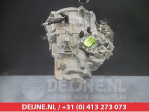 Suzuki Kizashi Gearbox O372872 photo 2