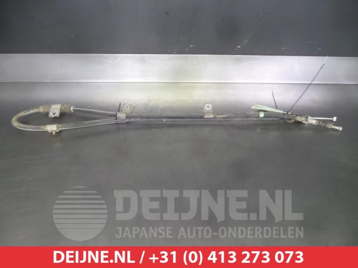 Gebruikte Handrem Kabel Mitsubishi Outlander (GF/GG) 2.0 16V PHEV 4x4 Prijs € 35,00 Margeregeling aangeboden door V.Deijne Jap.Auto-onderdelen BV
