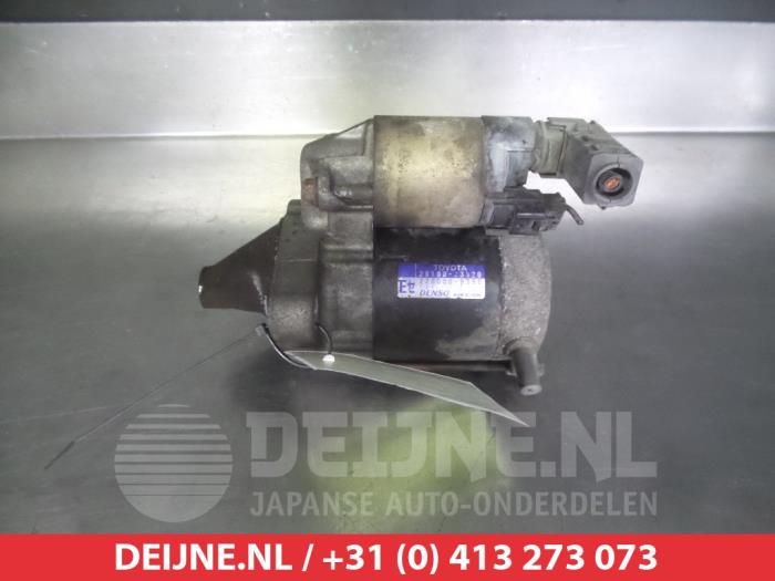 Gebruikte Startmotor Toyota Yaris (P1) 1.0 16V VVT-i Prijs € 20,00 Margeregeling aangeboden door V.Deijne Jap.Auto-onderdelen BV