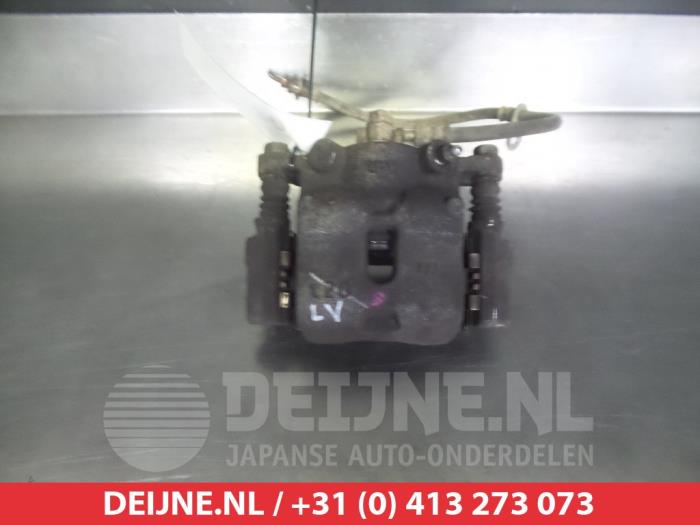 Suzuki Celerio Remklauw (Tang) links-voor O325485