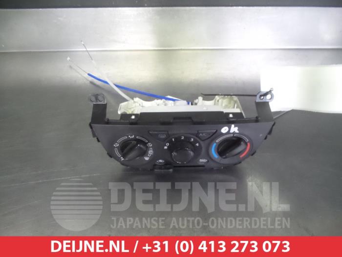 Suzuki Celerio Kachel Bedieningspaneel O306221