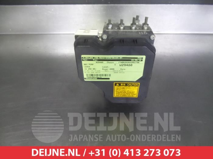 Lexus IS ABS Pumpe O337971