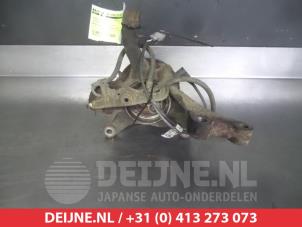 Toyota Previa Fusee links-voor O323091 foto 2