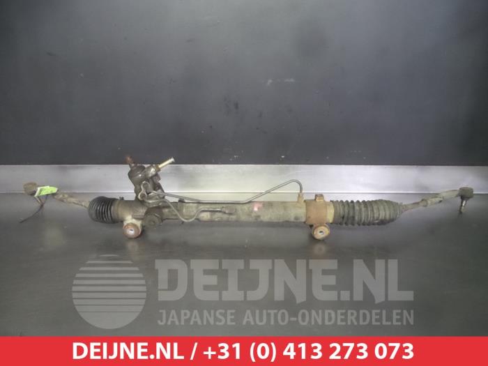 Toyota Previa Power steering box O330649