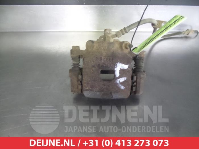 Daihatsu Sirion Remklauw (Tang) links-voor O325404