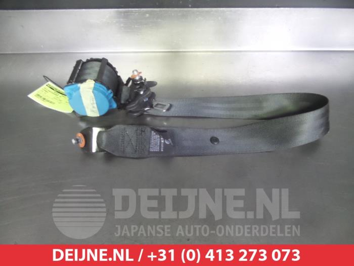 Hyundai I10 Rear seatbelt, right O315917