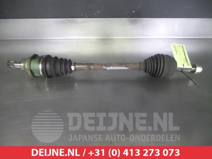 Daihatsu Young RV Antriebswelle links vorne O389270