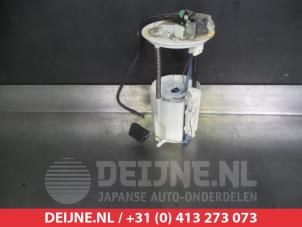 Gebruikte Brandstofpomp Elektrisch Mitsubishi Outlander (CW) 2.4 16V Mivec 4x4 Prijs € 50,00 Margeregeling aangeboden door V.Deijne Jap.Auto-onderdelen BV