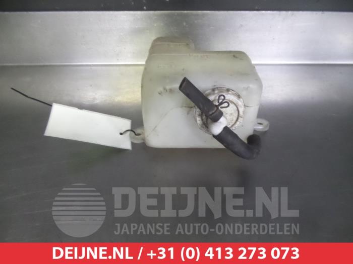 Mitsubishi L200 Expansion vessel O341642