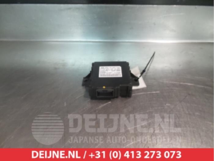 Hyundai Genesis Bandenspanning module O303705