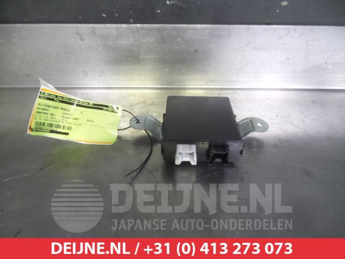 Hyundai Santafe Wiper module O309348