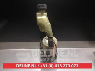 Mazda 3 Power steering pump O330894 photo 2