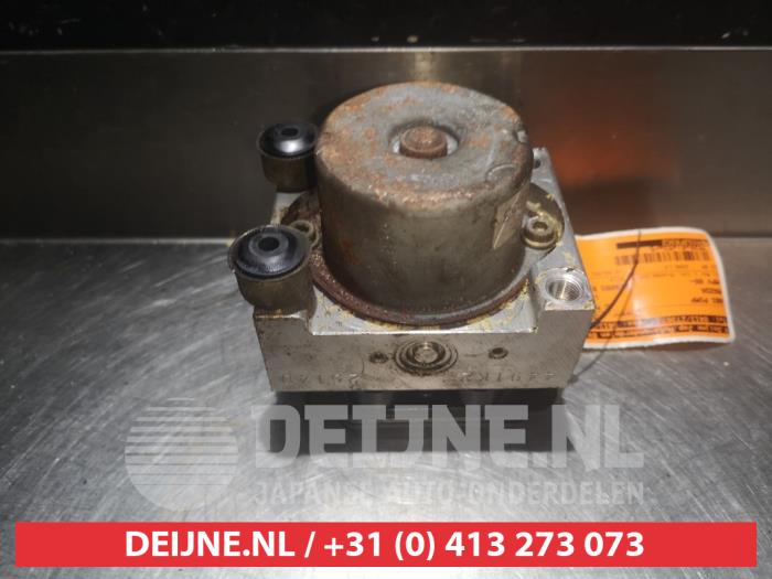 Gebruikte ABS Pomp Mazda MPV (LW19/69) 2.3 16V Prijs € 50,00 Margeregeling aangeboden door V.Deijne Jap.Auto-onderdelen BV