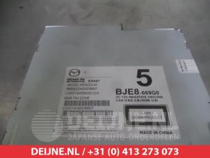 Mazda 3 CD player O312612 photo 2