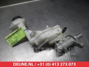 Nissan Qashqai Master cylinder O336611 photo 4
