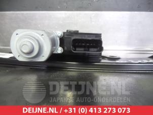 Nissan Pulsar Window mechanism 4-door, front left O275683 photo 2