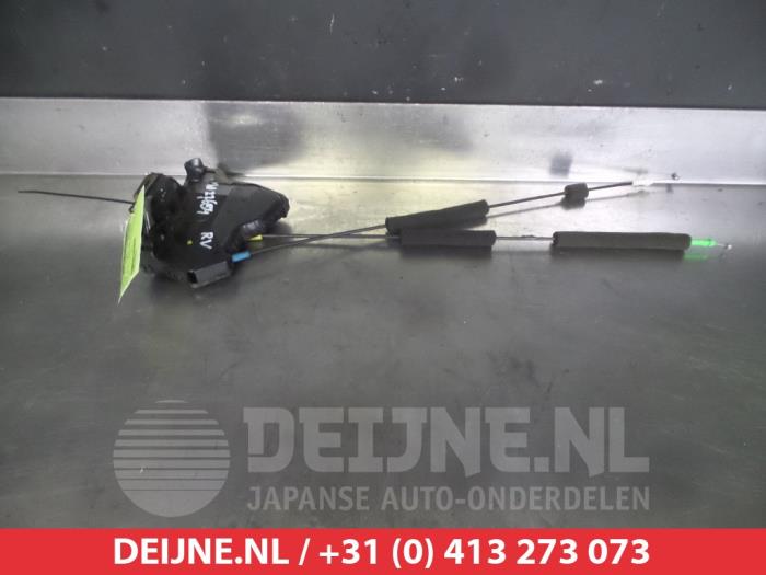 Toyota Camry Deurslot Mechaniek 4Deurs rechts-voor O281249