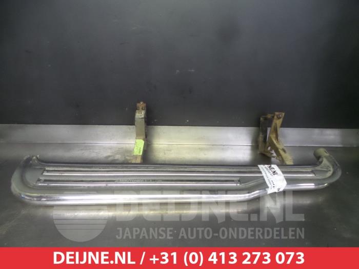 Toyota Landcruiser Treeplank rechts O292261