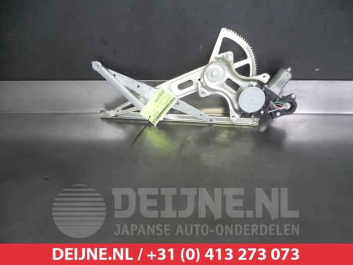 Toyota Rav-4 Ruitmechaniek 4Deurs links-voor O276052