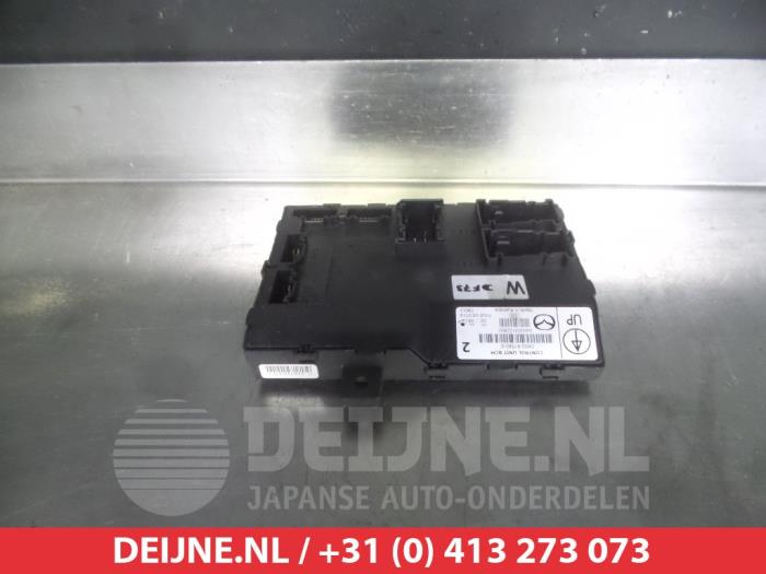 Gebruikte Computer Body Control Mazda 2 (DE) 1.3 16V S-VT Prijs € 65,00 Margeregeling aangeboden door V.Deijne Jap.Auto-onderdelen BV