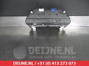 Toyota Avensis Tacho - Kombiinstrument KM O305143 foto 2