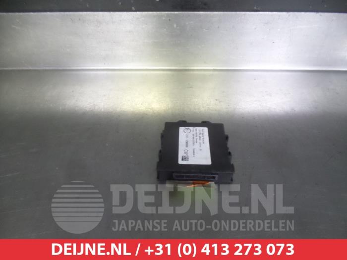 Toyota Auris PDC Modul O303836