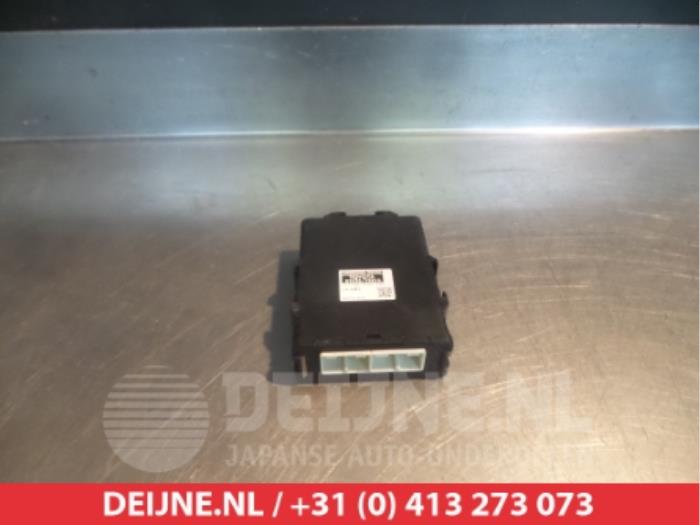 Toyota Auris Computer Automatische Bak O343391