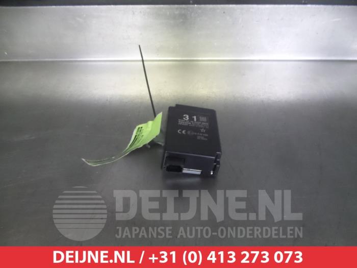 Toyota Auris Tyre pressure module O303742