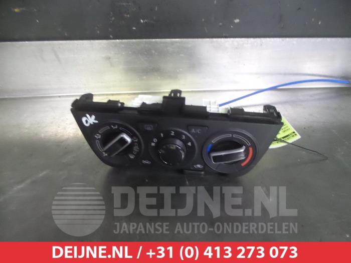 Suzuki Swift Kachel Bedieningspaneel O306269
