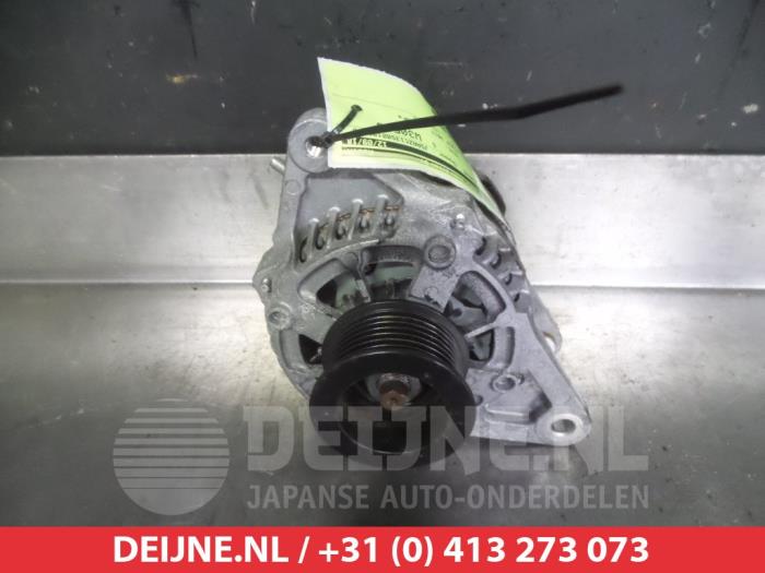 Gebruikte Dynamo Suzuki Swift (ZC/ZD) 1.0 Booster Jet Turbo 12V Prijs € 100,00 Margeregeling aangeboden door V.Deijne Jap.Auto-onderdelen BV