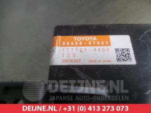 Toyota Prius Climatronic module O303848 photo 2