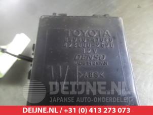 Toyota Prius Plus Scheibenwischer Modul O309369 foto 2