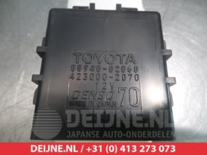 Toyota Auris Wiper module O309373 photo 2