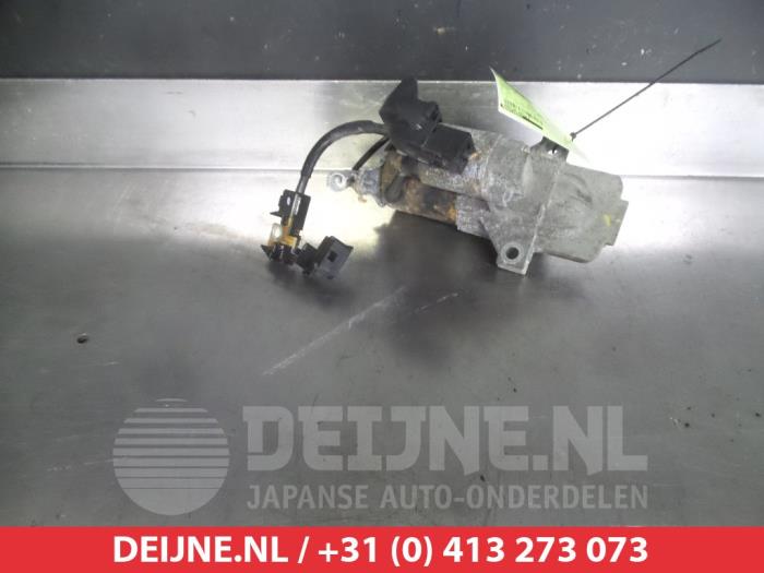 Gebruikte Startmotor Mazda 5 (CWA9) 2.0i 16V Prijs € 40,00 Margeregeling aangeboden door V.Deijne Jap.Auto-onderdelen BV
